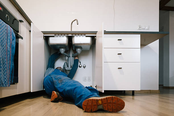 Professional Drain Cleaning technician working in Waipahu, HI